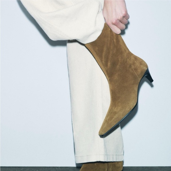 Zara 7.5 (38) Split Leather Ankle Suede Kitten Heeled Ankle Boots. Gorgeous! NWT - Picture 2 of 6